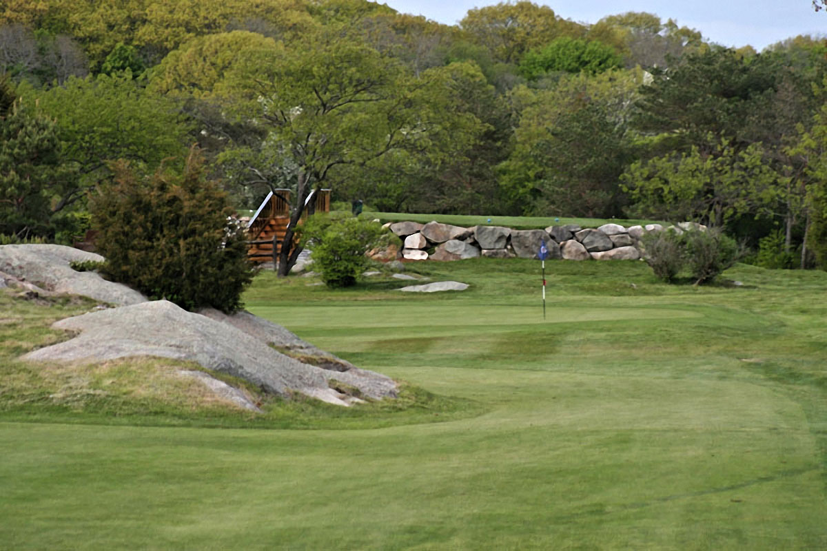 The sixth green at Rockport Golf Club